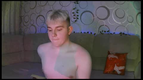 Snapshot of heatctrl chatting on 02/16/26, 03:08 Justin online show from 02/16/26, 03:08