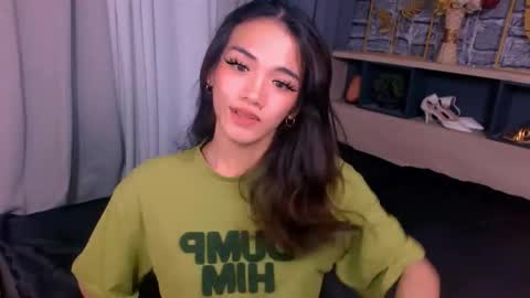 HEATHER online show from 12/19/25, 08:49