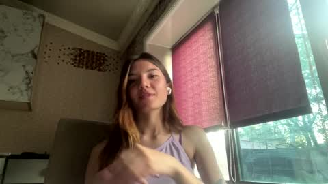 Lili online show from 04/09/26, 01:27