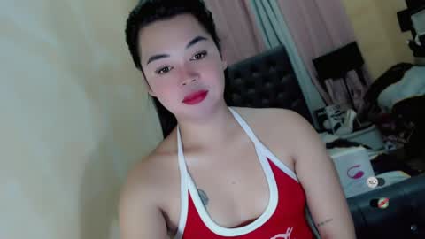 Snapshot of heatmusex_ chatting on 07/13/26, 07:38 Kylene3 online show from 07/13/26, 07:38