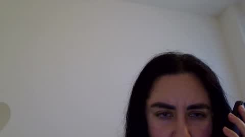 Snapshot of heatwavee chatting on 12/13/24, 08:58 heatwavee online show from 12/13/24, 08:58