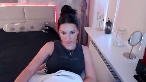 Heaven girl online show from 07/25/26, 03:31