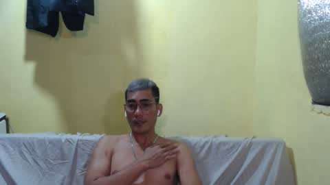 Snapshot of heaven_steven chatting on 02/25/26, 03:21 Steven online show from 02/25/26, 03:21