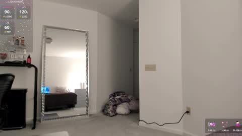 Helen online show from 01/17/25, 03:55