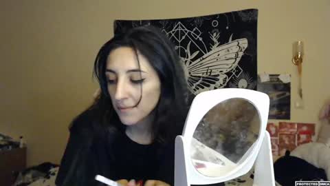 Snapshot of heavenlycreature chatting on 01/01/25, 11:29 Diana online show from 01/01/25, 11:29