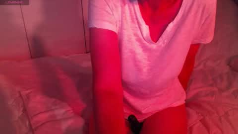 Snapshot of heavenlykiss chatting on 09/15/25, 07:41 Chani online show from 09/15/25, 07:41