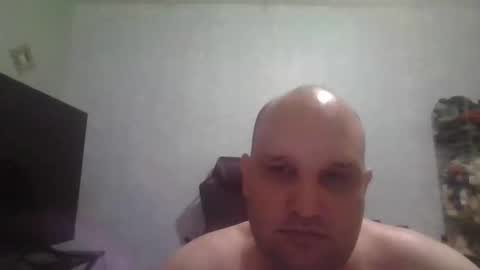 Snapshot of heavy_rebellxc chatting on 05/30/26, 02:08 Heavy Rebell online show from 05/30/26, 02:08