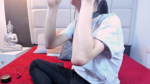 Keira Hecate online show from 01/17/25, 07:27