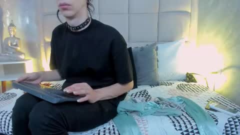 Keira Hecate online show from 01/16/26, 08:02