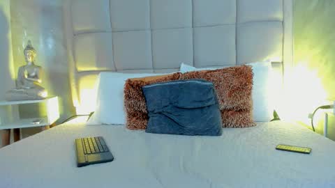 Keira Hecate online show from 02/03/26, 07:52