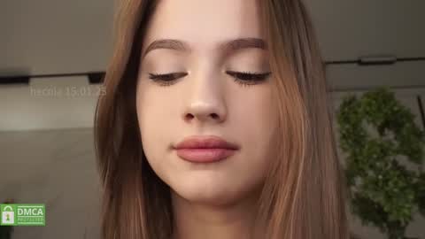 Snapshot of hecola chatting on 01/15/25, 02:24 Nika next stream 200pm GMT online show from 01/15/25, 02:24