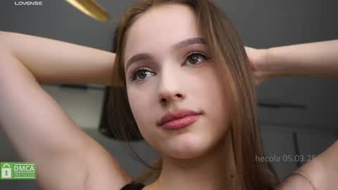 Snapshot of hecola chatting on 03/05/25, 02:23 Nika next stream 200pm GMT online show from 03/05/25, 02:23