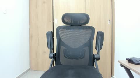  18 online show from 06/01/26, 09:27