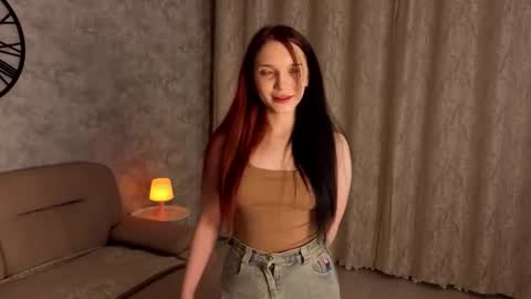 Mila online show from 06/19/26, 06:34