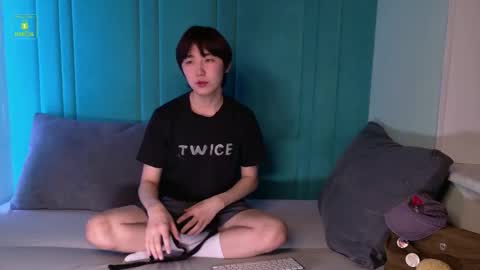 HEEJIN online show from 03/21/26, 08:23