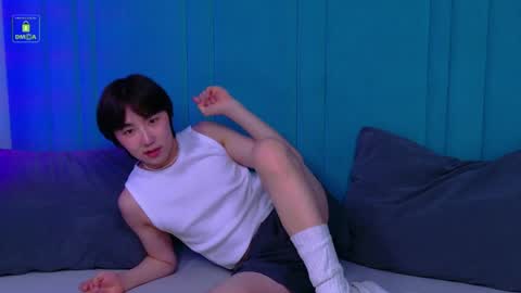 HEEJIN online show from 04/07/26, 08:31