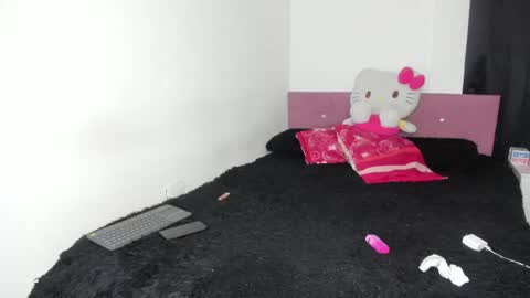 heellboy_ online show from 04/24/26, 08:06