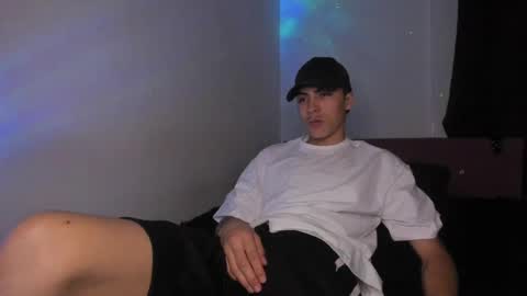 Snapshot of heellboy_ chatting on 05/29/26, 02:53 heellboy_ online show from 05/29/26, 02:53