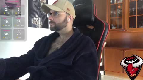 Snapshot of heels4funn chatting on 02/19/25, 08:01 Fran online show from 02/19/25, 08:01