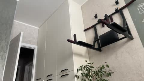 Snapshot of heey_nick chatting on 02/20/26, 01:44 Nick online show from 02/20/26, 01:44