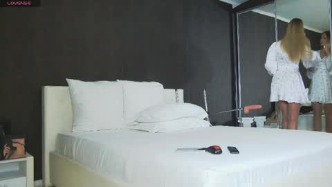 Helen online show from 03/29/26, 11:32