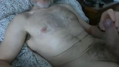 Snapshot of hefo99 chatting on 11/01/25, 01:46 hefo99 online show from 11/01/25, 01:46