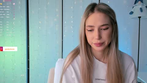 Snapshot of heidas_passion chatting on 12/16/24, 06:10 Heida online show from 12/16/24, 06:10