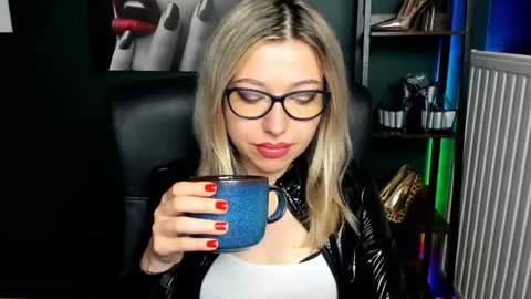 Heidi online show from 06/18/26, 04:24