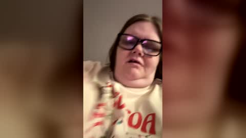 heidimackey2 online show from 04/18/26, 08:09