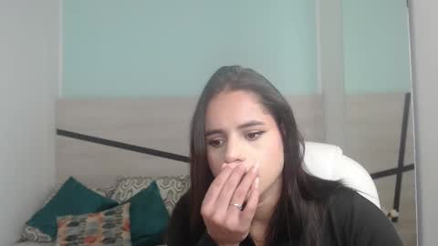 Heidy  online show from 01/07/25, 02:51