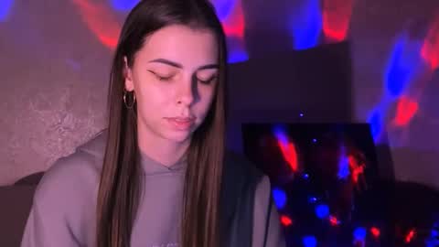 Snapshot of heileymeow chatting on 12/11/24, 07:36 Heiley online show from 12/11/24, 07:36