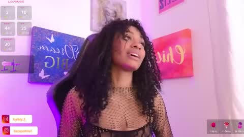 Snapshot of heily_fox chatting on 02/02/25, 10:02 HEILY online show from 02/02/25, 10:02