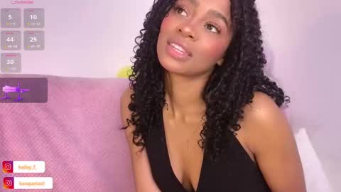 Snapshot of heily_fox chatting on 02/20/25, 05:55 HEILY online show from 02/20/25, 05:55