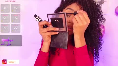 Snapshot of heily_fox chatting on 03/09/25, 07:23 HEILY online show from 03/09/25, 07:23