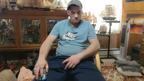 xxScubaStevexx online show from 04/28/26, 05:29