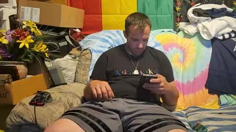 Snapshot of heisherrmann chatting on 06/04/26, 11:05 xxScubaStevexx online show from 06/04/26, 11:05