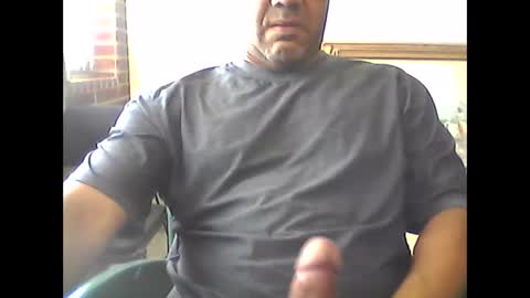 Snapshot of heistt chatting on 12/27/24, 05:37 Heist Stein online show from 12/27/24, 05:37