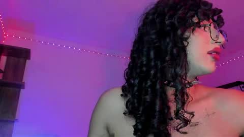 Heka Prudence online show from 04/07/26, 03:29