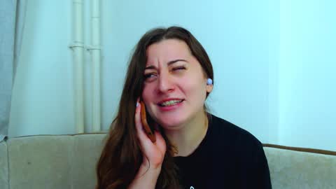 helen_adams_ online show from 01/06/25, 05:52