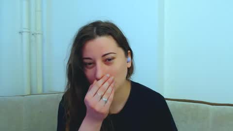 helen_adams_ online show from 02/17/25, 06:31