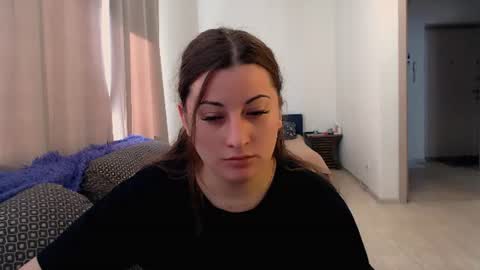 helen_adams_ online show from 06/23/26, 04:54