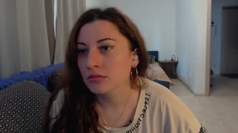 helen_adams_ online show from 07/06/26, 06:10