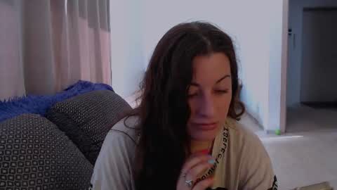 helen_adams_ online show from 07/16/26, 05:35