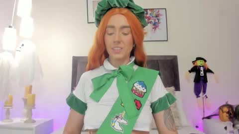 Helen  online show from 11/01/25, 01:02