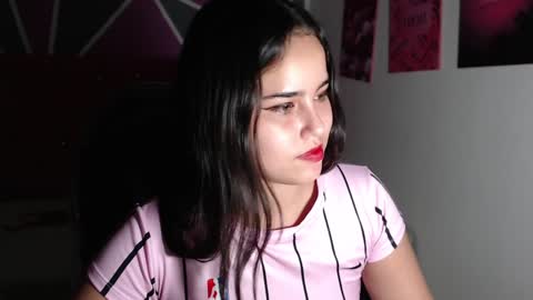 Snapshot of helen_russoo chatting on 12/15/24, 10:04 Helen online show from 12/15/24, 10:04