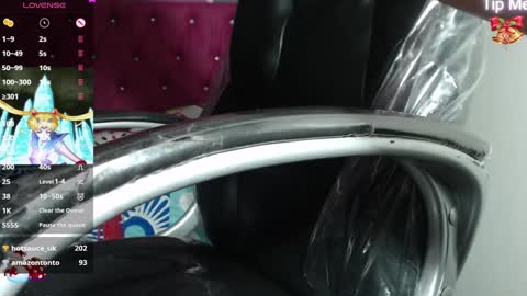 Snapshot of helen_russoo chatting on 12/30/24, 09:19 Helen online show from 12/30/24, 09:19