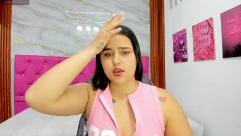 Helen online show from 04/26/26, 05:43
