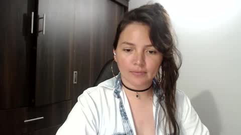 Snapshot of helena018 chatting on 10/11/25, 11:47 helena online show from 10/11/25, 11:47