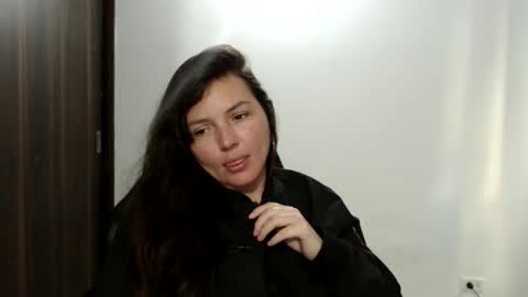 Snapshot of helena018 chatting on 10/30/25, 07:14 helena online show from 10/30/25, 07:14