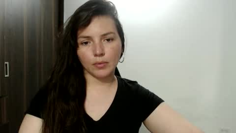 Snapshot of helena018 chatting on 11/03/25, 09:27 helena online show from 11/03/25, 09:27